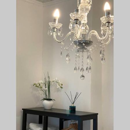 Апартаменты Cute Studio Rom Монс Экстерьер фото